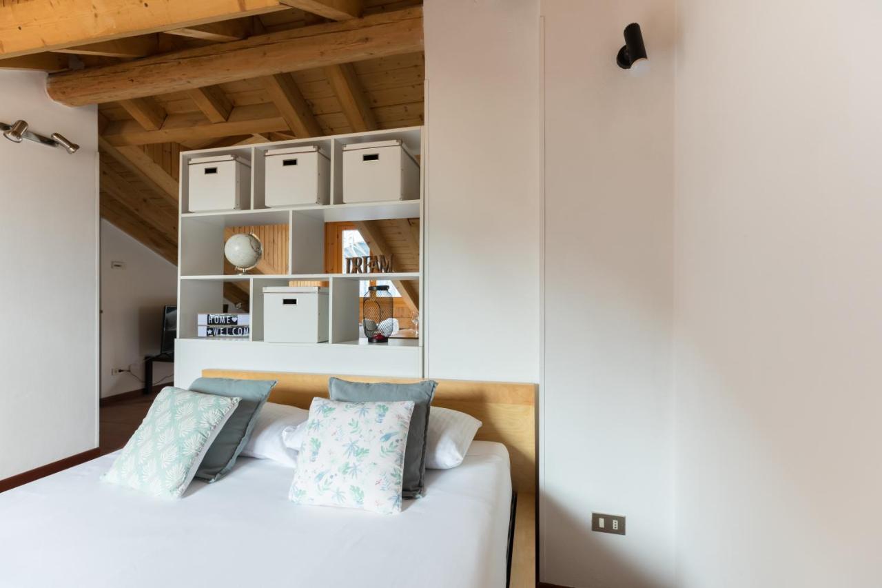 Milano Apartments Mortara Dış mekan fotoğraf