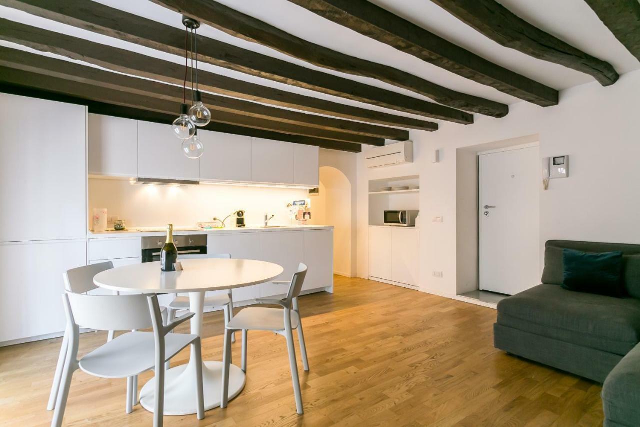 Milano Apartments Mortara Dış mekan fotoğraf