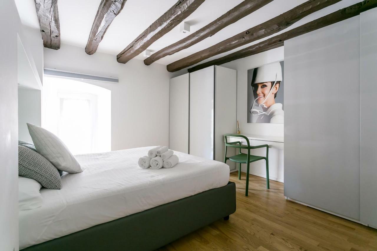 Milano Apartments Mortara Dış mekan fotoğraf