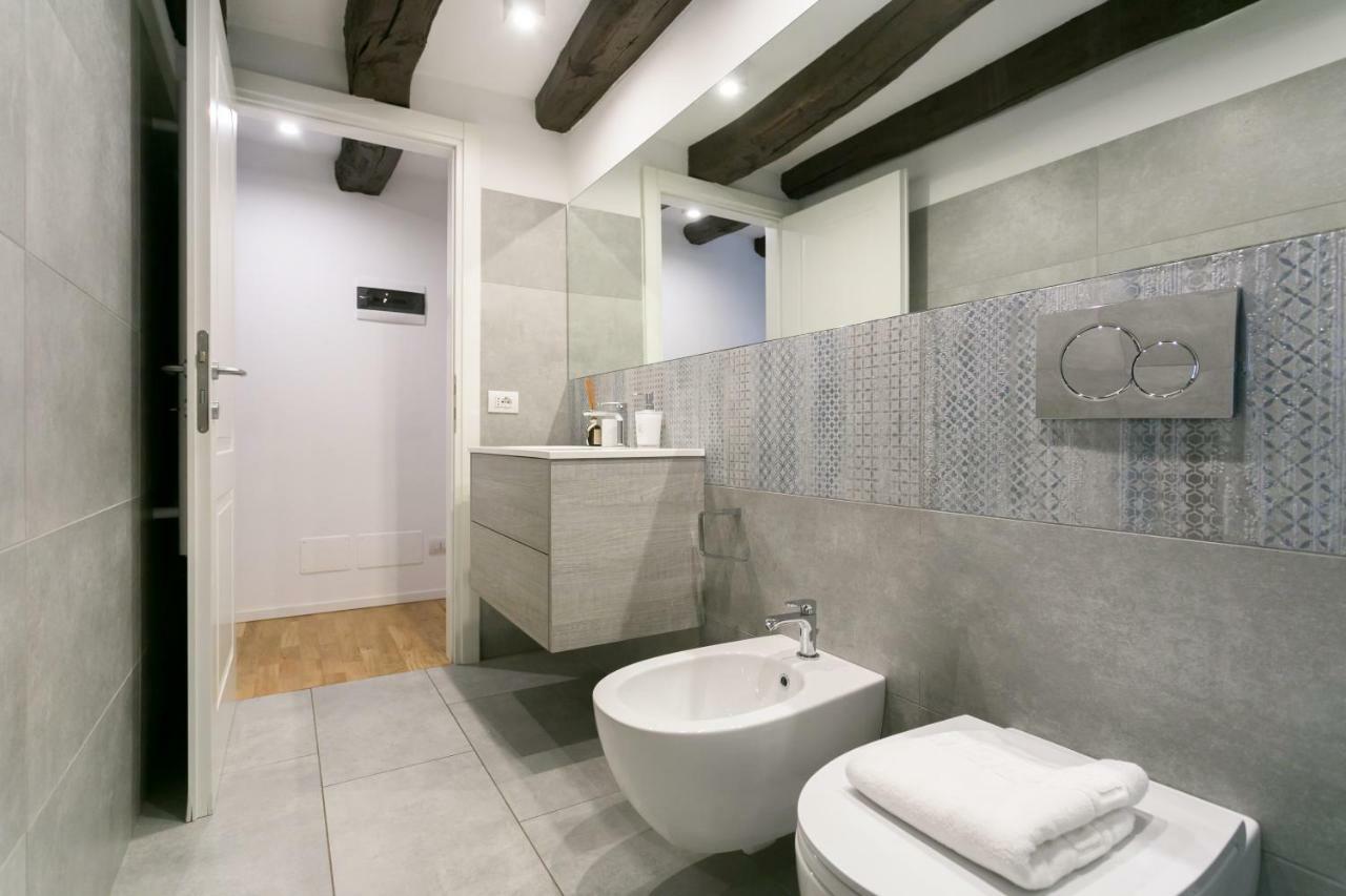Milano Apartments Mortara Dış mekan fotoğraf